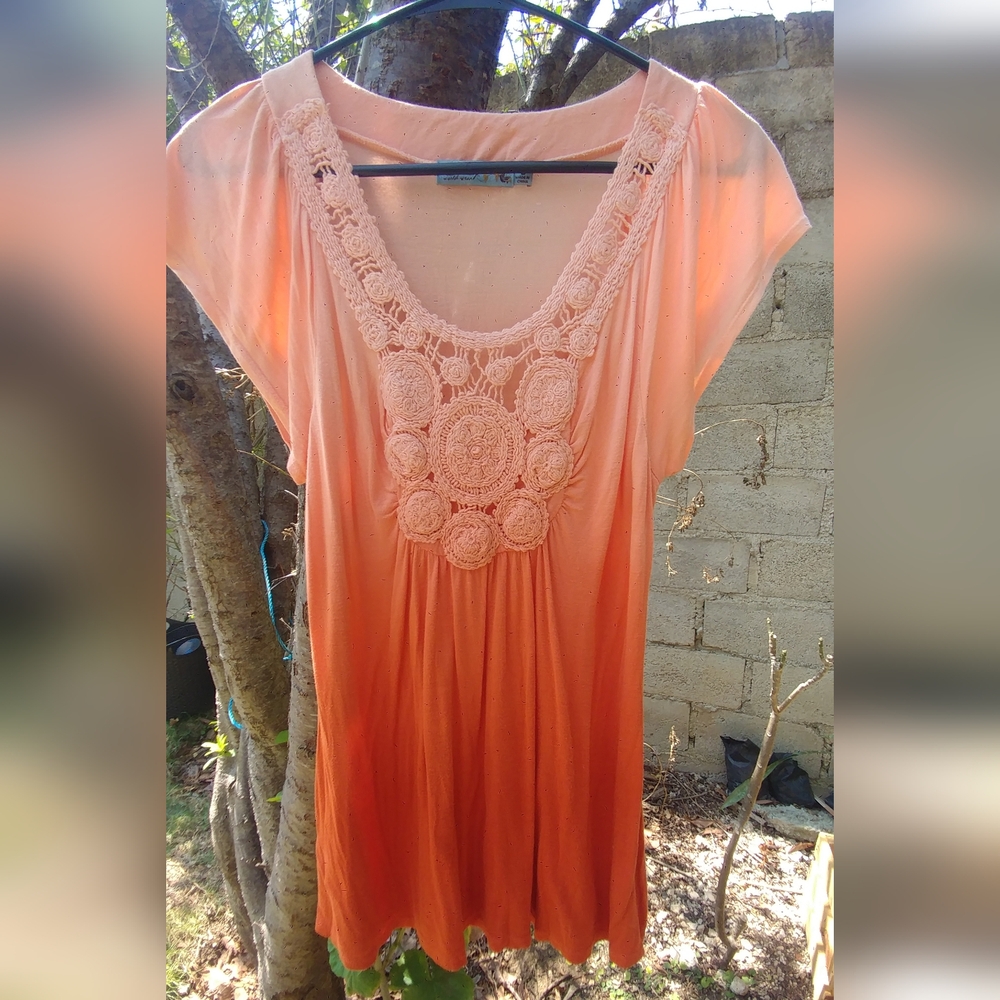Women's Unity World Wear Ombre Peach Color Top Size Small